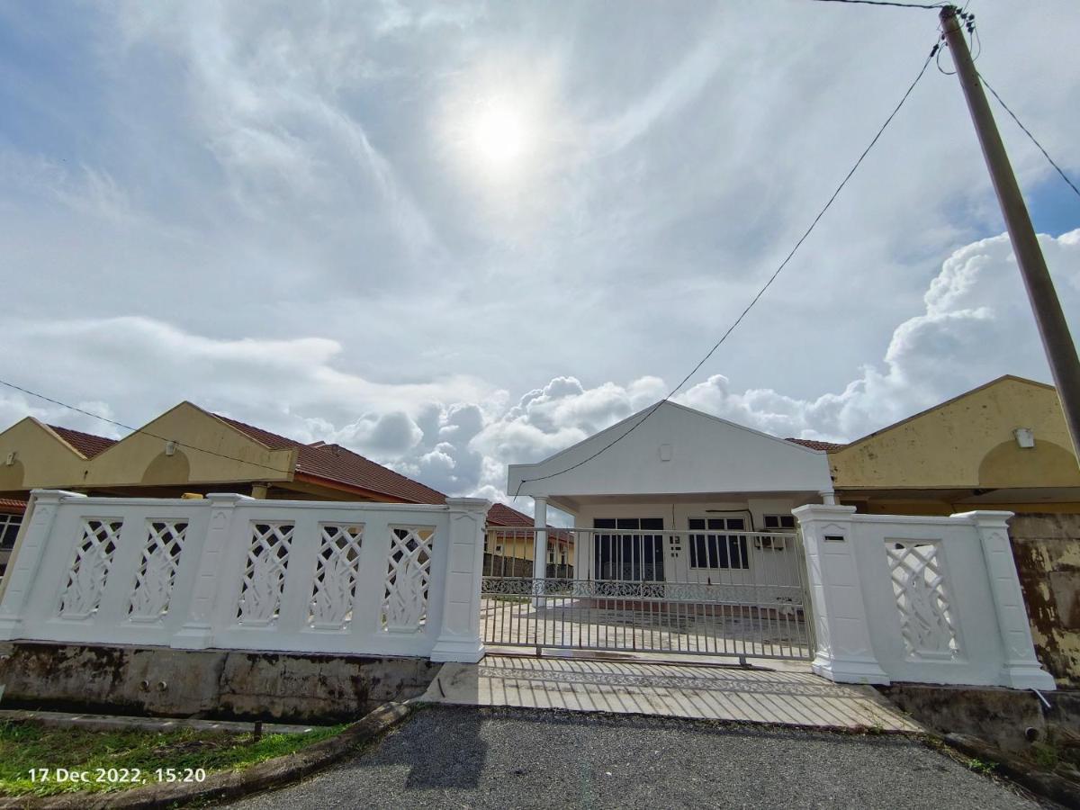 Seaview Promenade Homestay Dungun Exterior photo